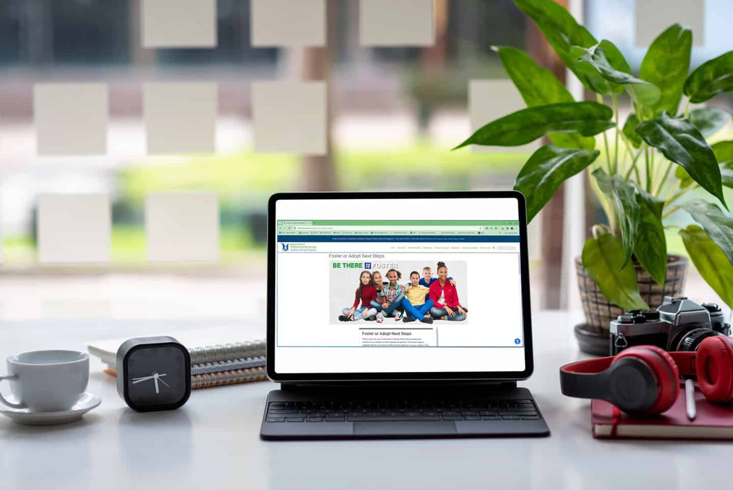 computer showing DCFS website